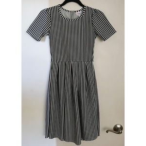 Lularoe Amelia Dress